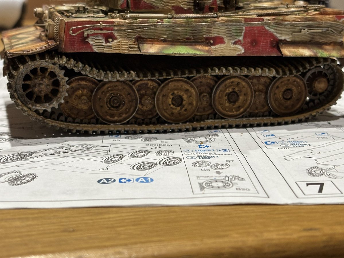 プラモ男塾:少佐 tweet media