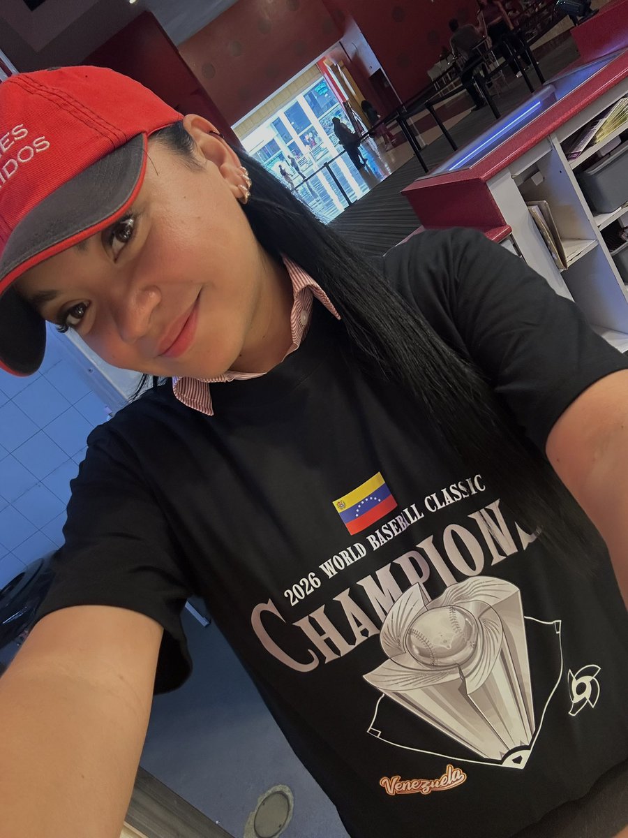 world champion 🇻🇪 tweet media