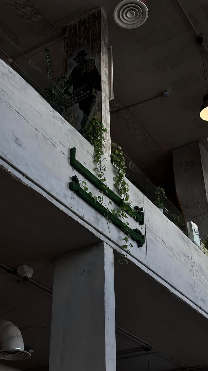 مكتبة أما بعد tweet media