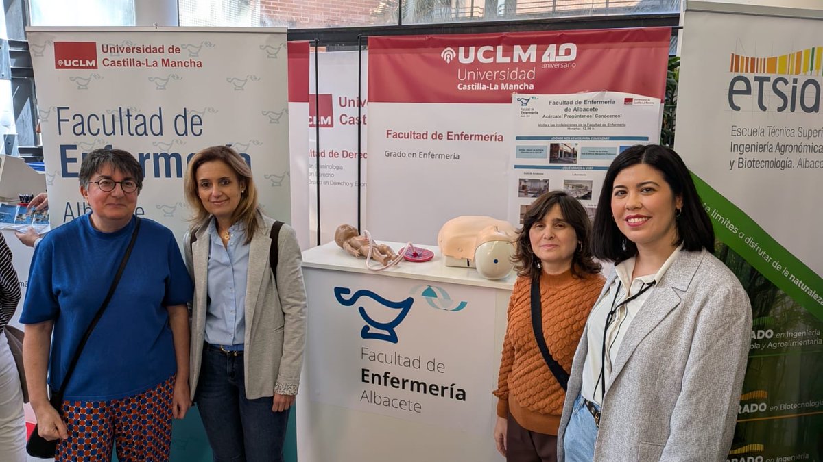 Hoy la Facultad ⁦<a href="/Enfermeria_Ab/">Enfermería AB UCLM</a>⁩ ha participado en la Jornada de Puerta Abiertas ⁦<a href="/uclm_es/">Universidad de Castilla-La Mancha</a>⁩ . Gracias a tod@s los que os habéis interesado por nuestro Grado.