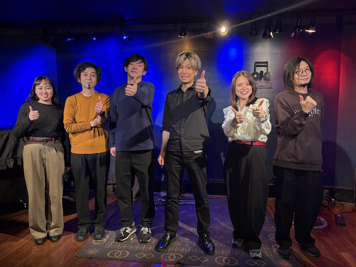 seira_clover369's tweet photo. 第8回アウルドラム教室発表会2日間(全4部)でボーカルサポートでした！

昨年に引き続きサポートさせていただいて、今回は全20曲を完走〜！

何より生徒さんの成長ぶりを感じながら歌わせていただけることが嬉しかったし、みなさん本当に素晴らしい演奏で感動しました✨

ご褒美のタコスとプリン！！ https://t.co/j7uMVdU92z
