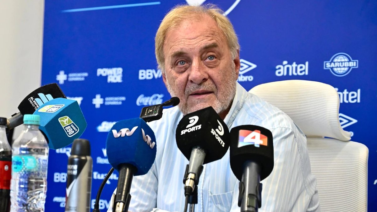 2en4dias's tweet photo. Ricardo #Vairo confirmó que Jorge #Bava será el nuevo entrenador de @Nacional. 

➡️ Hay acuerdo económico entre las partes y el DT firmará hasta diciembre. Dirigirá la práctica de hoy https://t.co/nG3783N94a