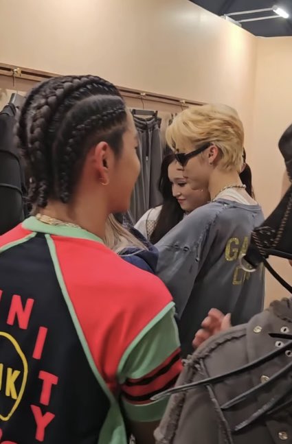 AndJ_adp's tweet image. #alldayproject
#Woochan 
#Annie