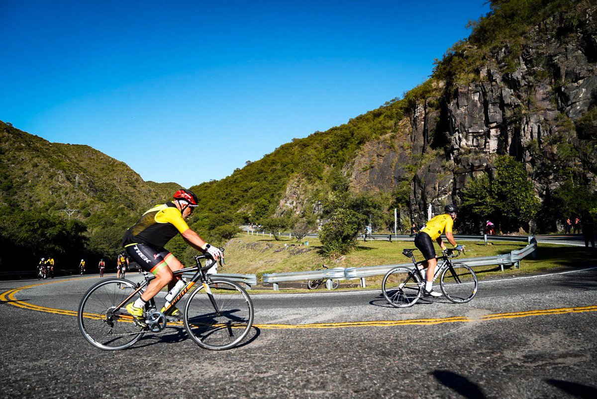 Más de 2.500 ciclistas, 15 países representados y competidores que llegaron desde las 23 provincias argentinas hacen que el Tour de France se viva en #Córdoba como la gran carrera que es.

Eventos de este calibre nos permiten a los cordobeses generar un fuerte movimiento