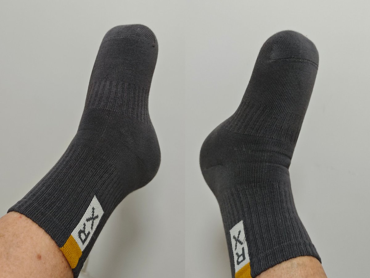 Man with small feet tweet media