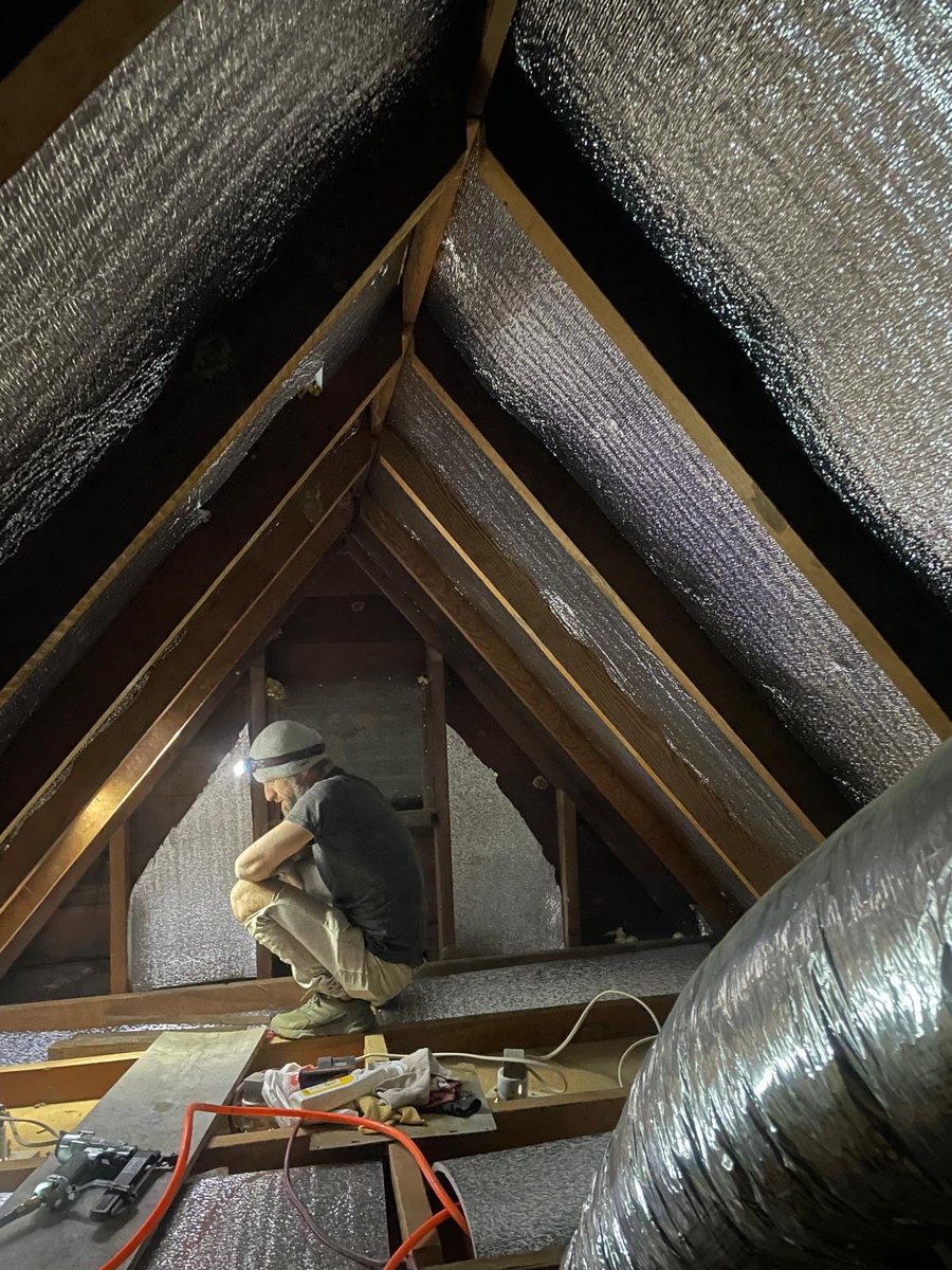 WorldcraftIndus's tweet image. Building our daughter her own attic play room. 
It’s a family affair. 
Putting decades of hands-on experience to good use. Proud of our progress and grateful to our little one for her assistance. 🏠
#FamilyProject #AtticConversion #HomeImprovement #DIY #renovation #teamwork
