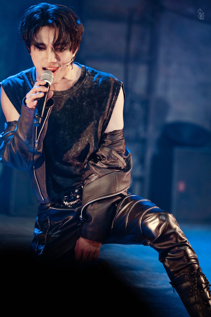 Oвєℓιѕк tweet media