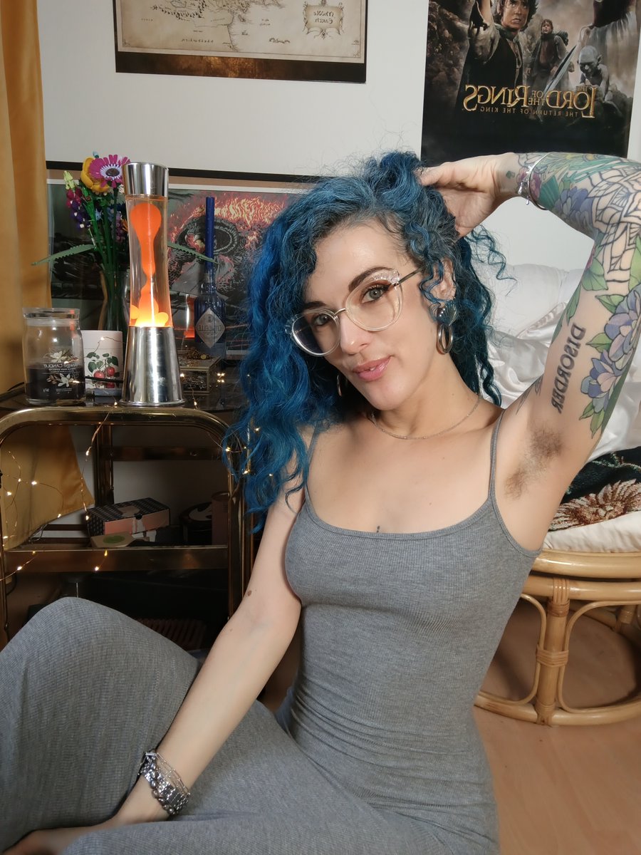 haelle.xo tweet media