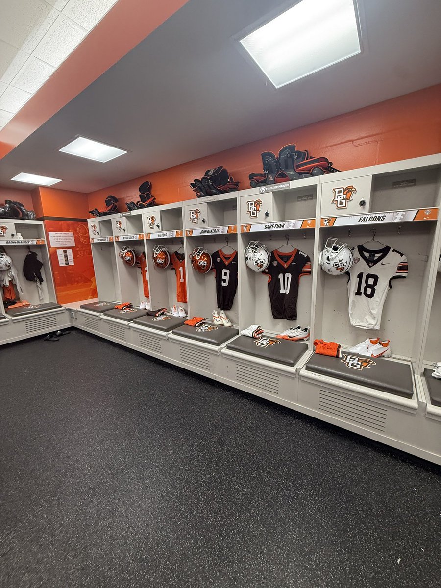 Legacy Lee 28’ TE tweet media