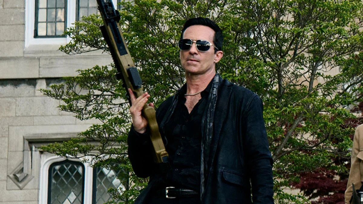 Néstor Carbonell Central tweet media