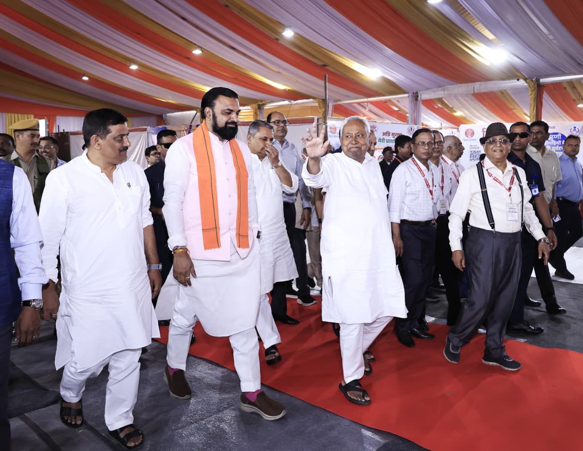 Nitish Kumar tweet media