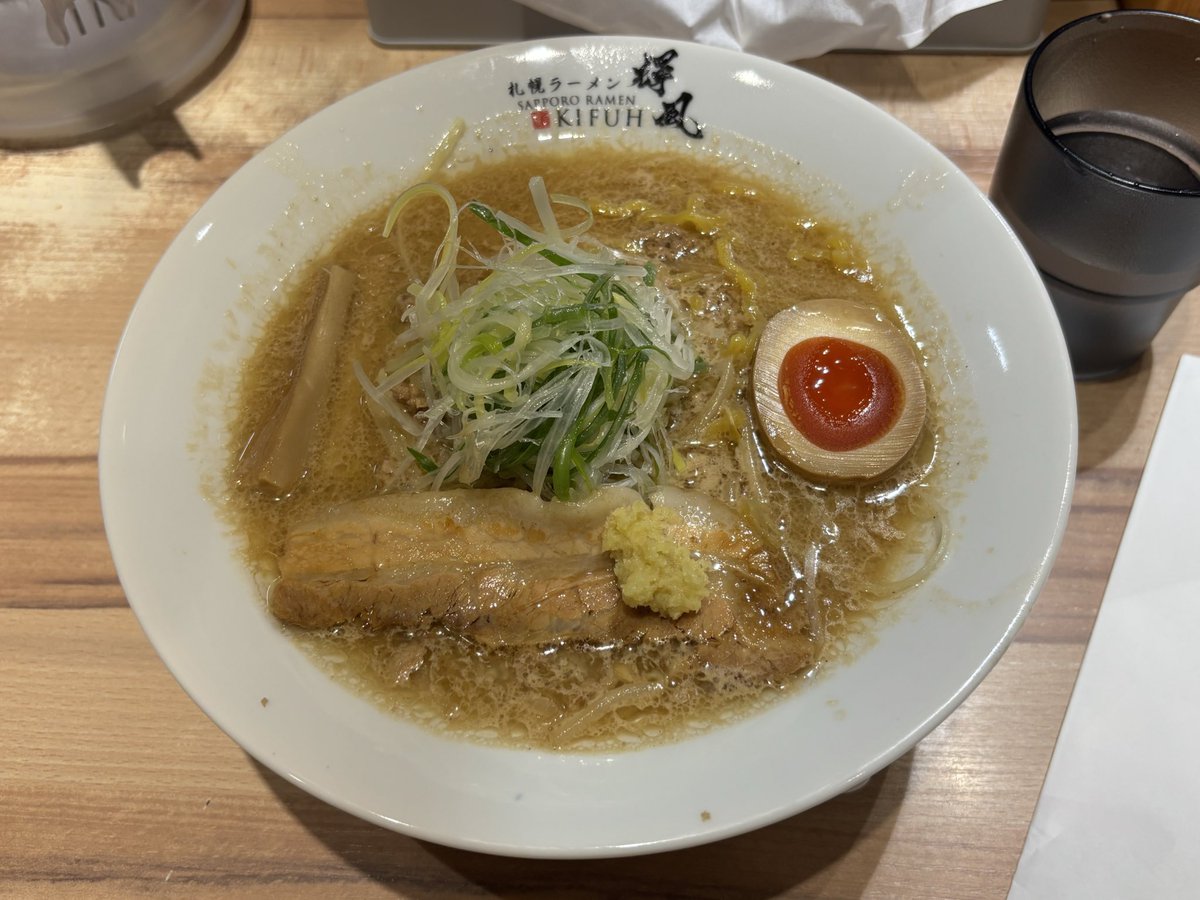 game_for_y's tweet photo. 初札幌ライブ楽しかった！
MSSPもサポートメンバーの皆さんも間近で最高だった！
そして締めのラーメンも美味しかったです！
 #MSSPAbyss https://t.co/bWEAc8DKPL