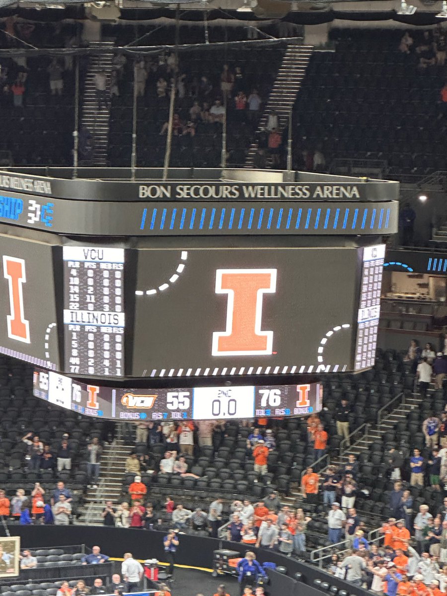 Amy Russell tweet media