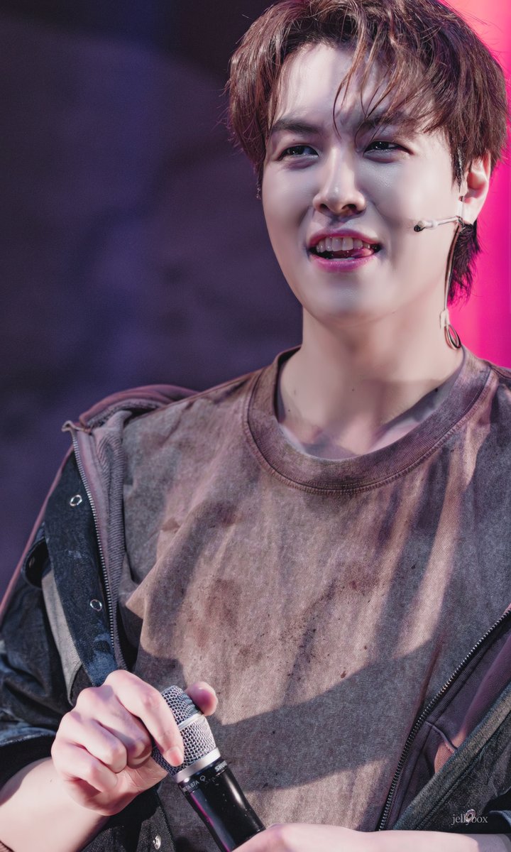 ᴊᴇʟʟʏ ʙᴏx tweet media