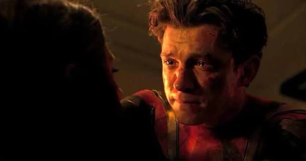 Tom Holland France tweet media