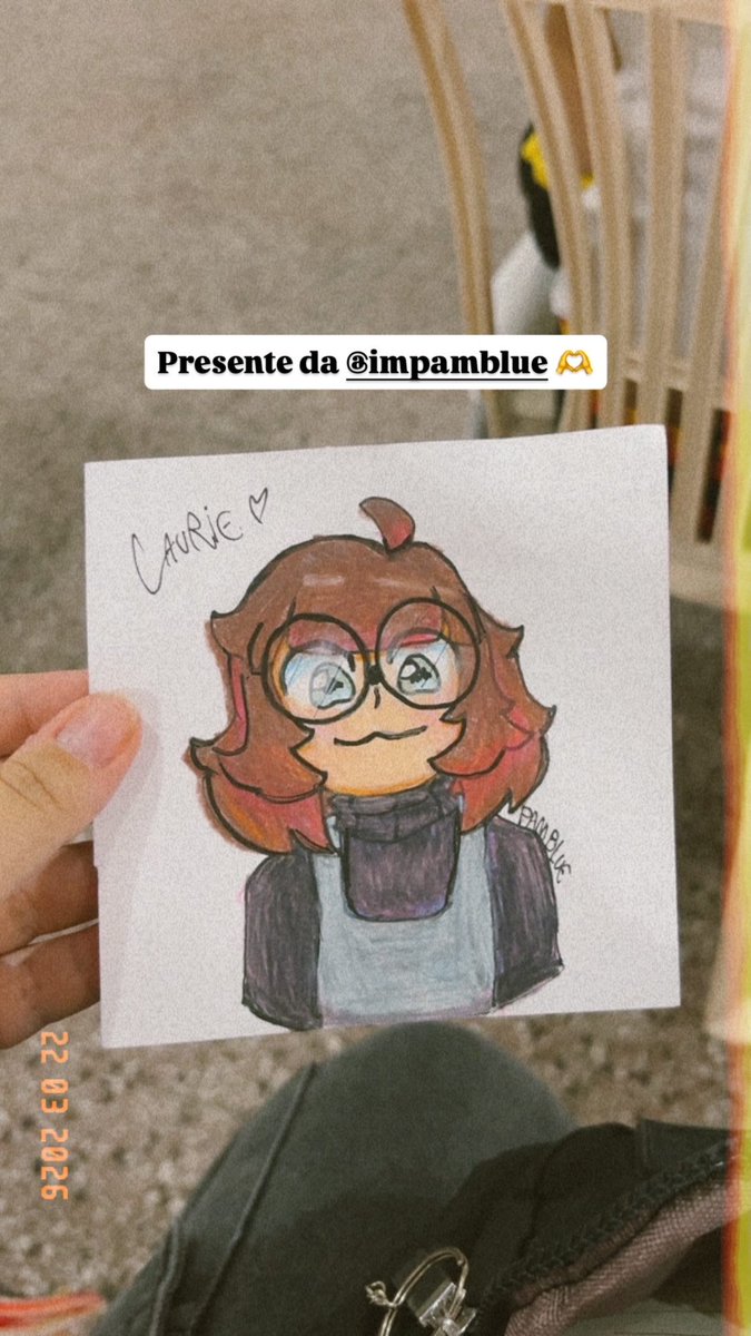 laurie 🍄 tweet media