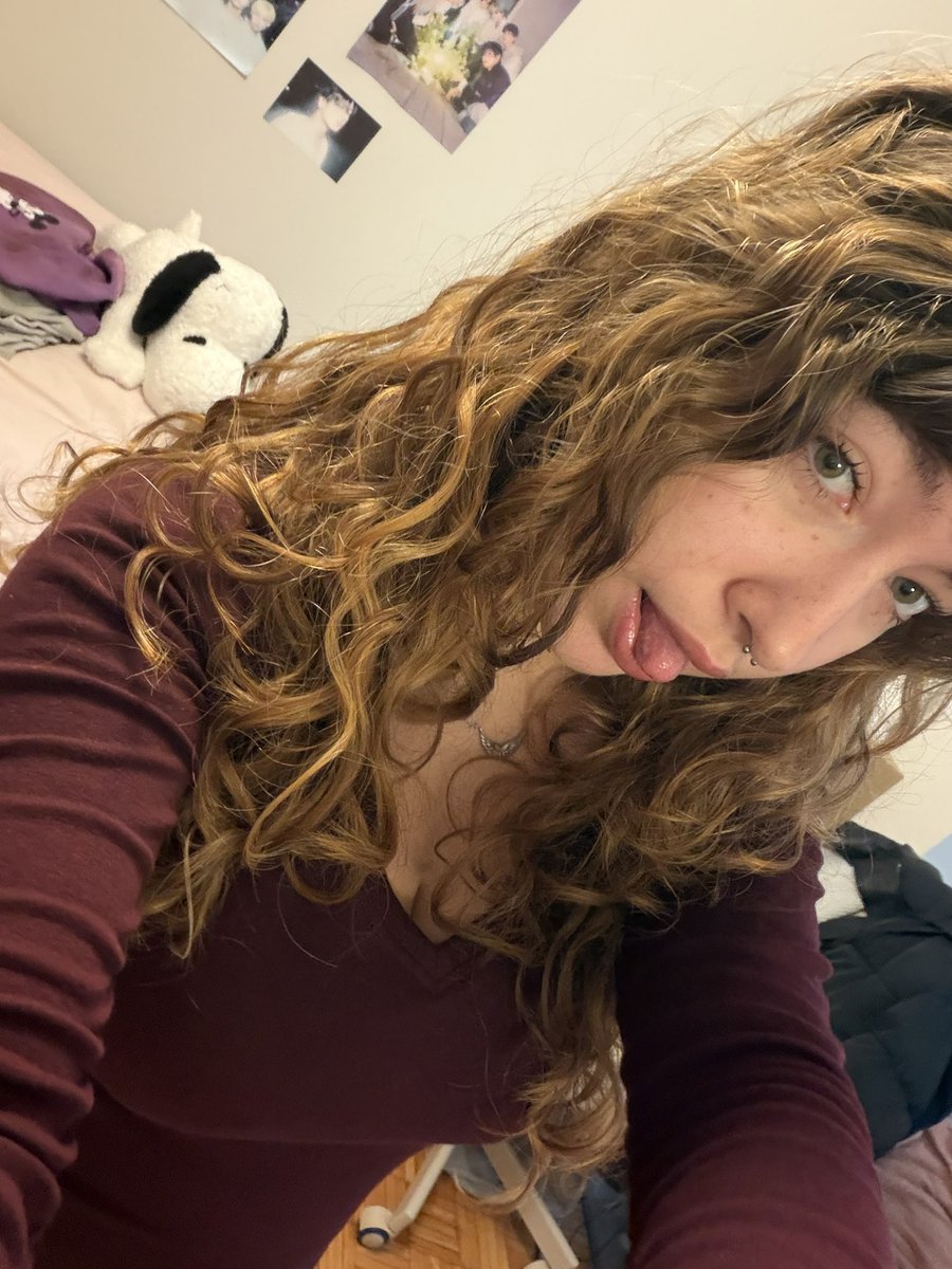 maricota tweet media