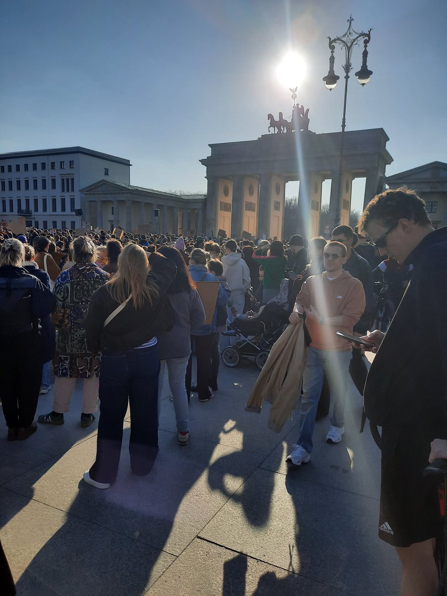 Jan Froehlich tweet media