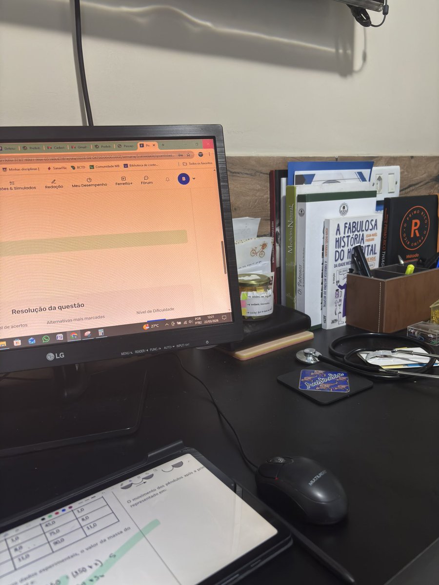 bruna៹ tweet media