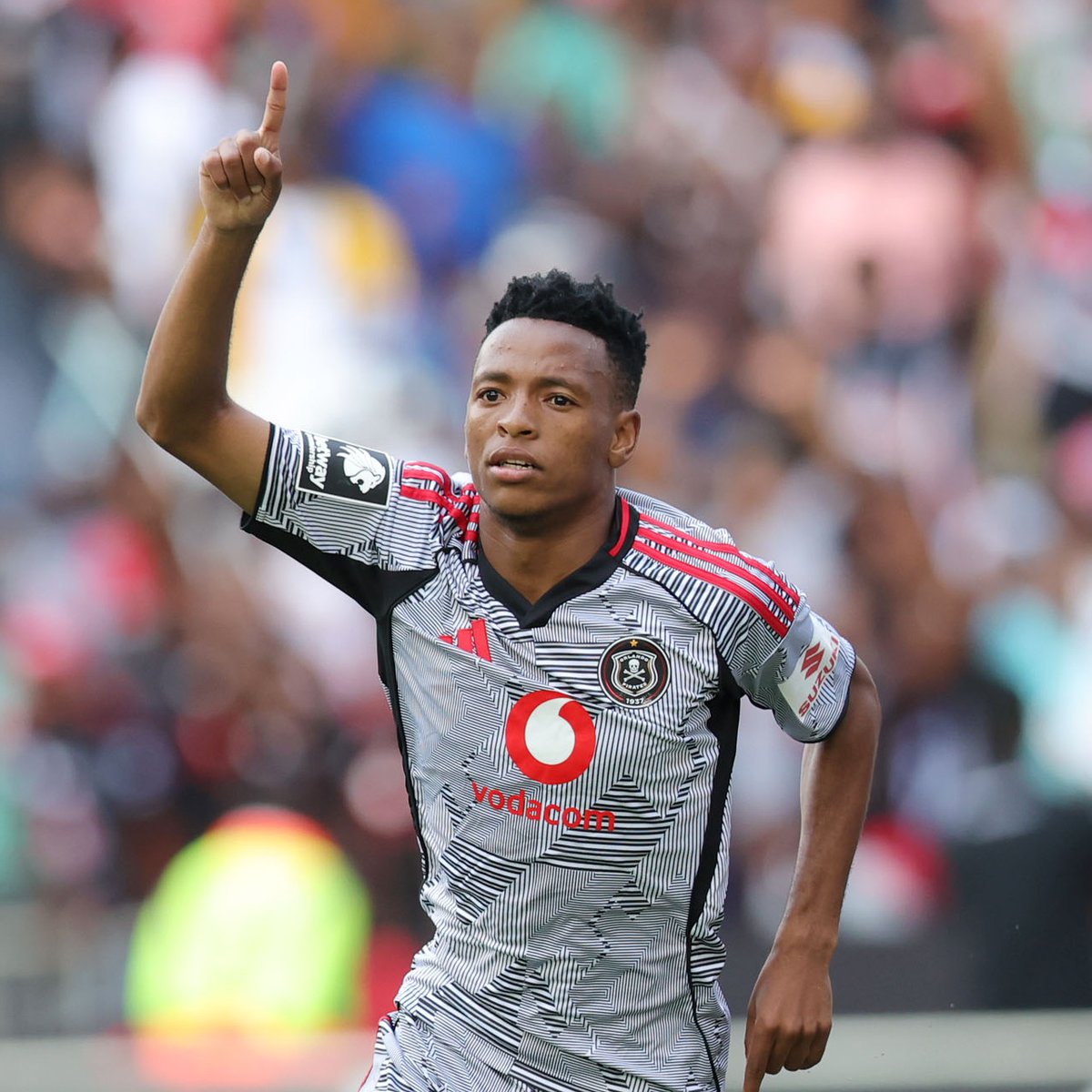 iDiski Times tweet media