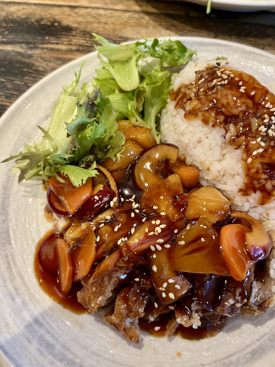 Nick James tweet media