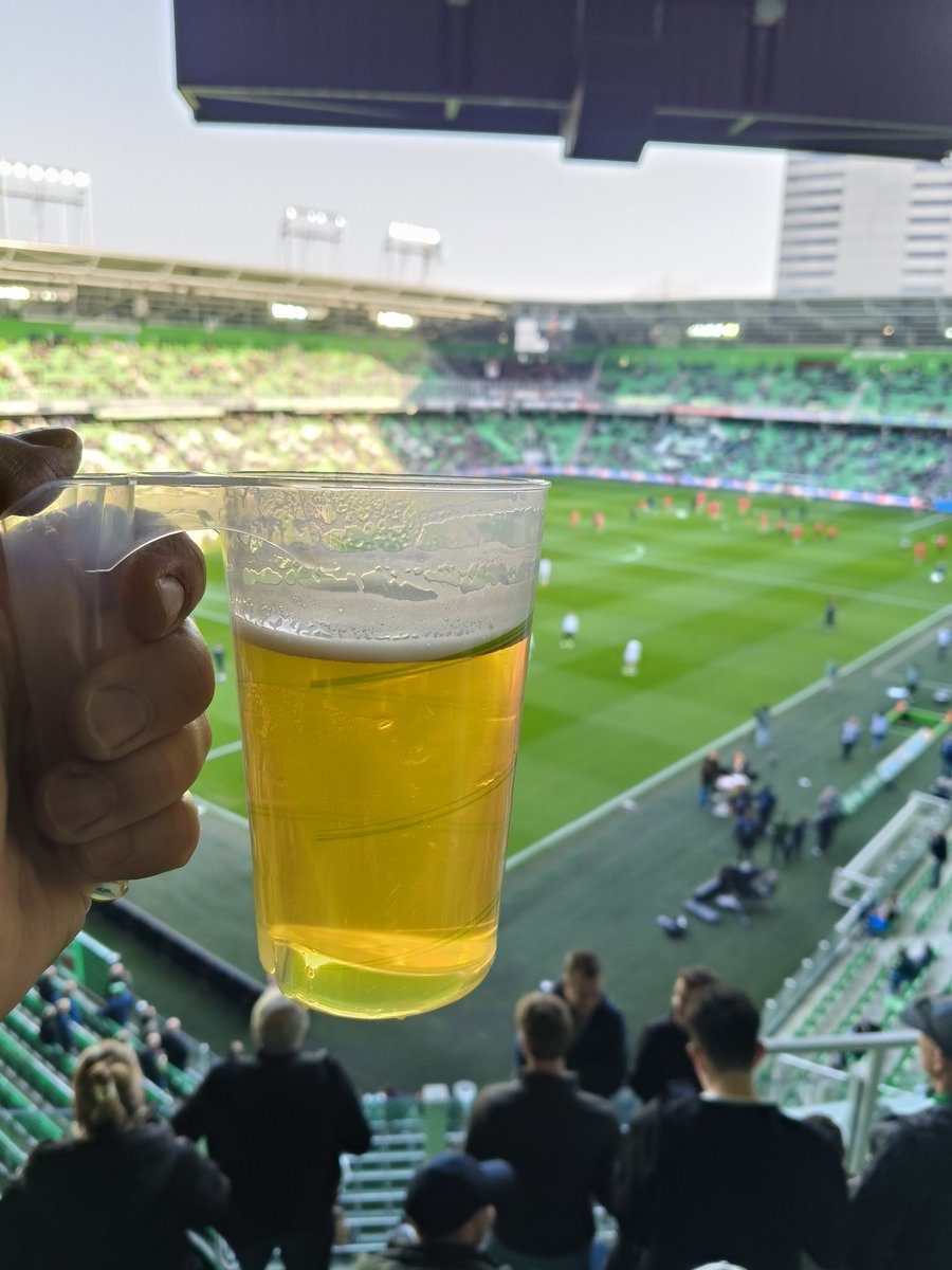 Bennie M. tweet media