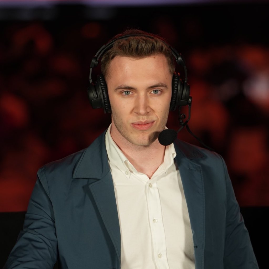 Tayla 👀 🔜 DreamHack Birmingham tweet media