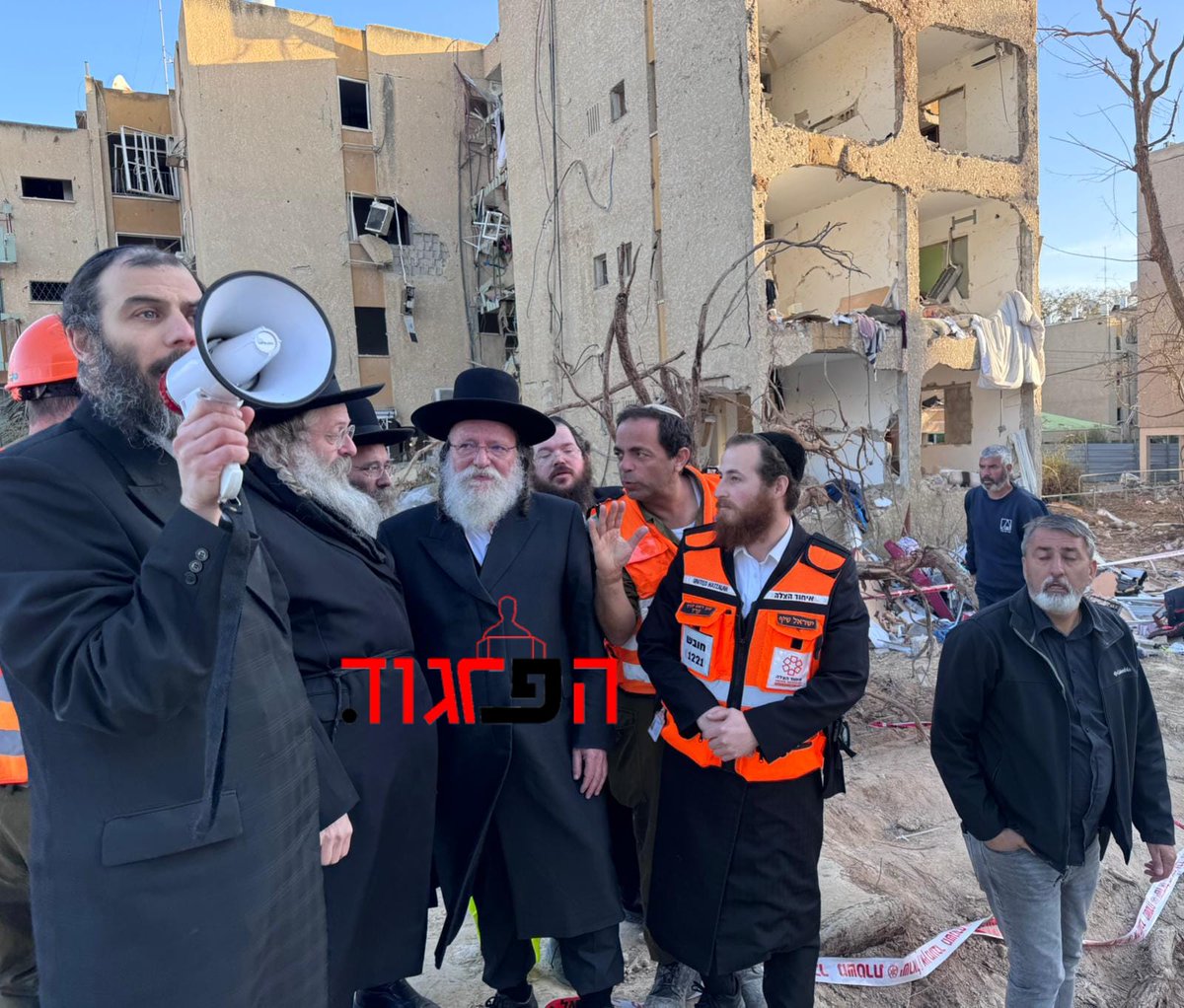 הפרגוד tweet media