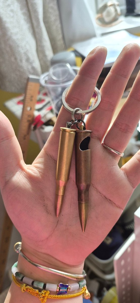 Hapsickles tweet media