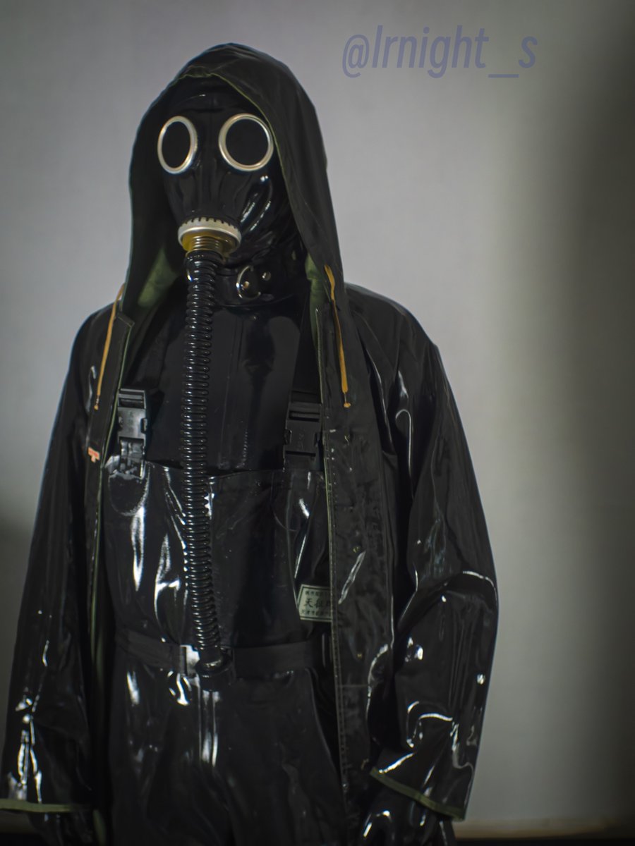 Latexnight tweet media