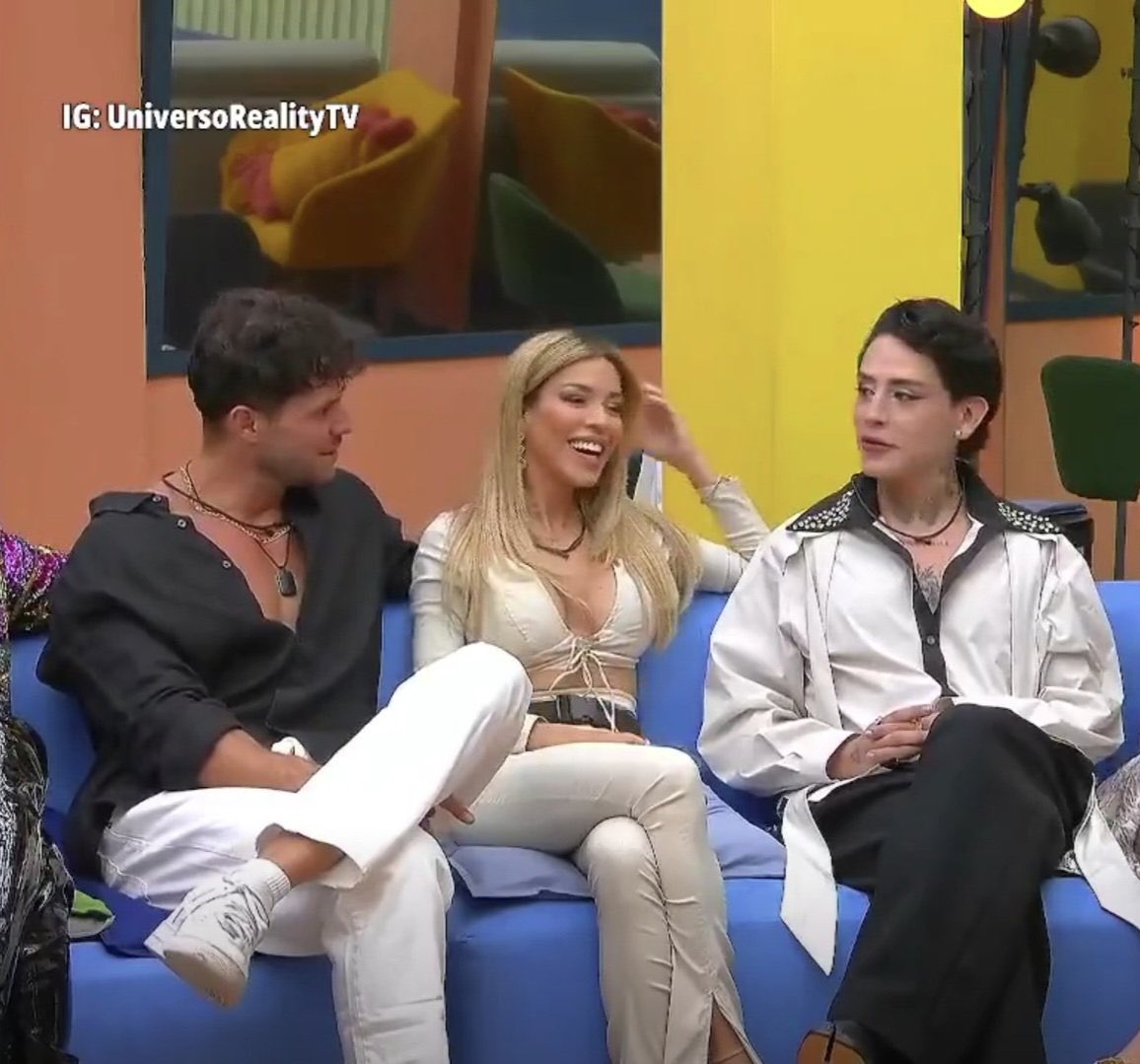 Rosandry_14's tweet image. Voten voten voten 
Oriana 🇻🇪🇪🇸
Fabio 🇪🇸
Kunno 🇲🇽
 #LCDLF6