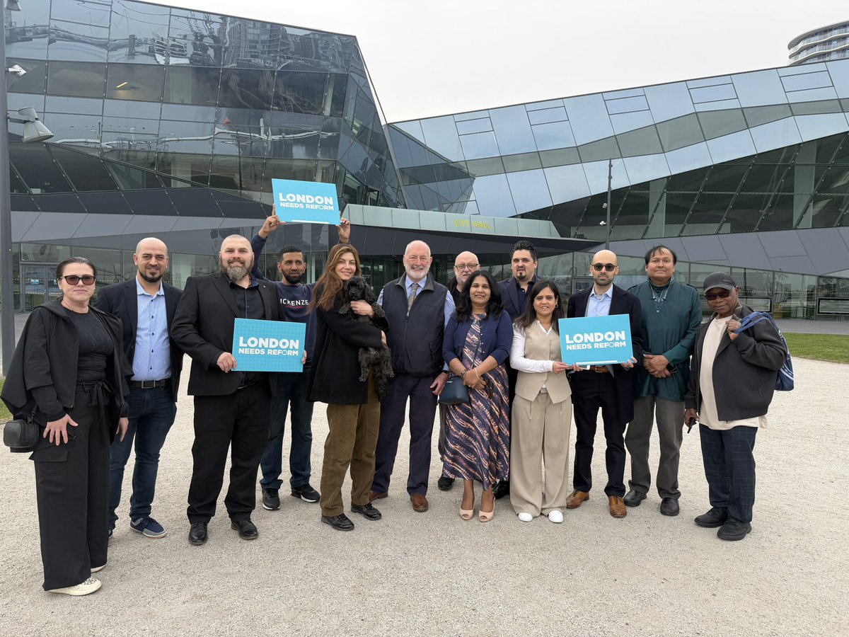 Laila Cunningham tweet media