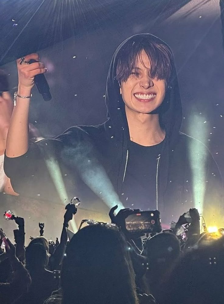 ✦ sammy • ENHYPEN IS 7 🤟🏻 tweet media