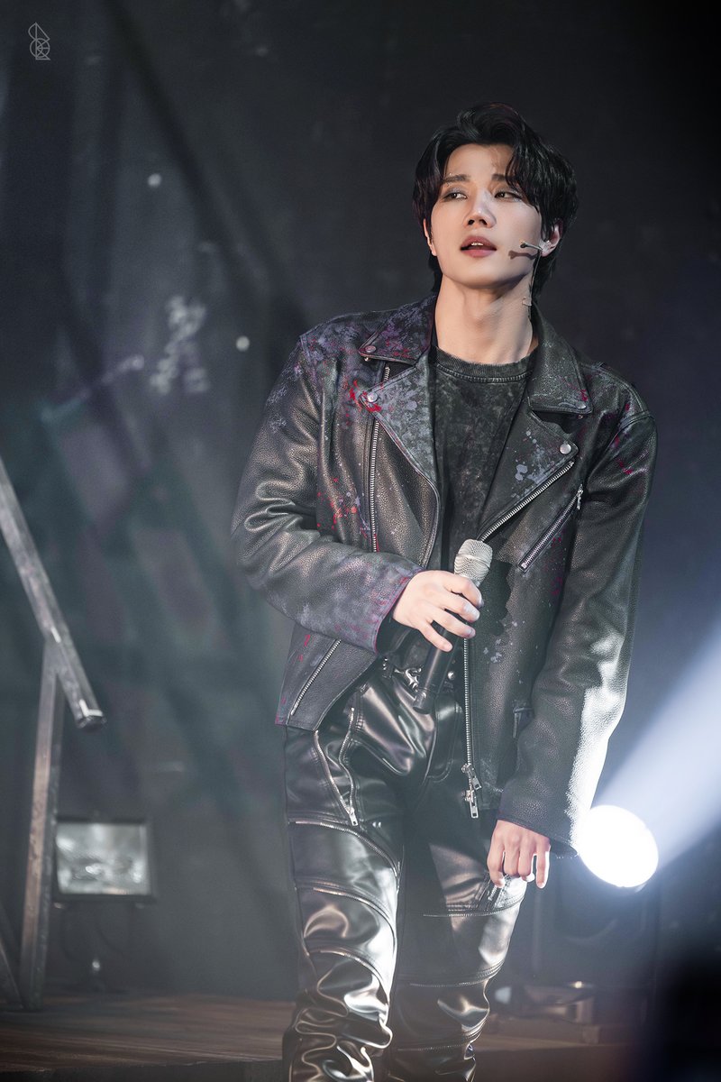 Oвєℓιѕк tweet media