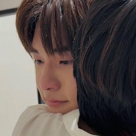 | ̶G̶R̶A̶V̶I̶T̶Y̶ ̶ | tweet media