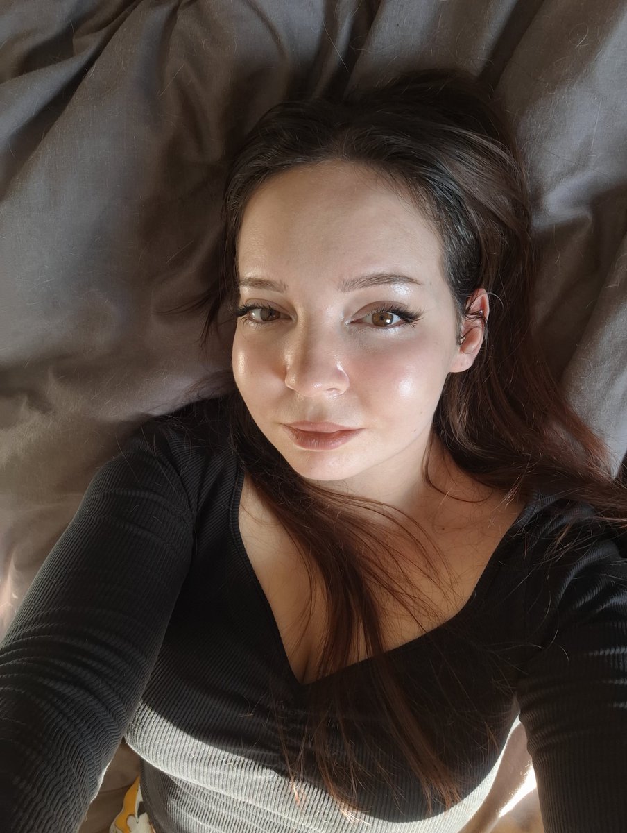 Cosy Sundays playing pokopia 💕