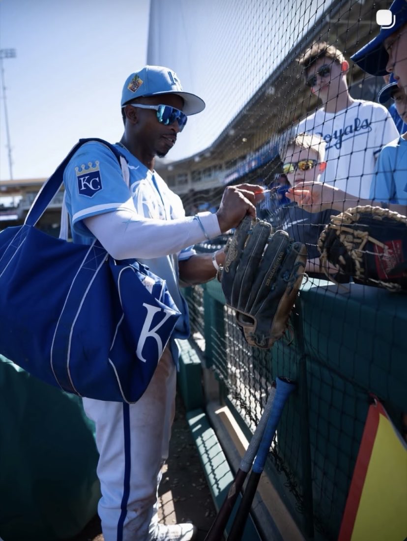 2ThreeBaseball tweet media