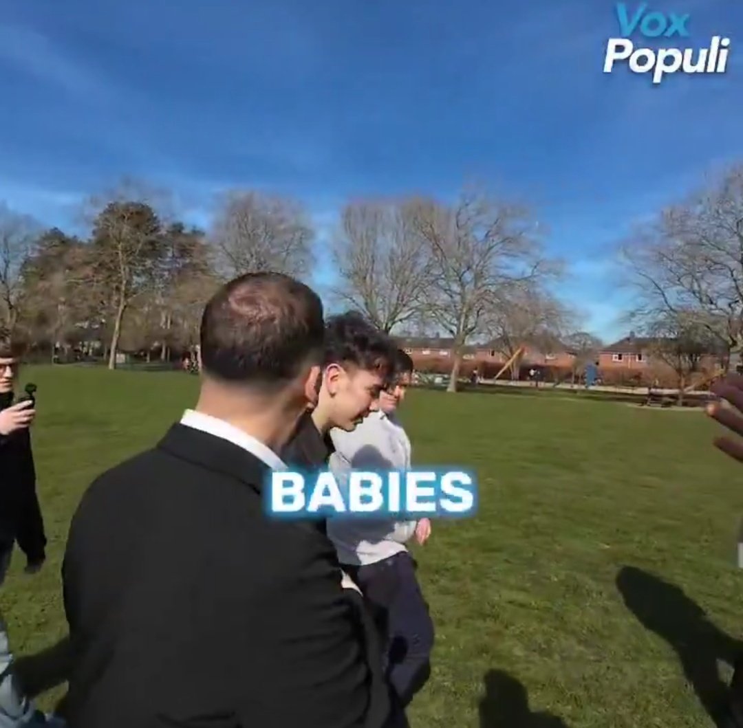 k o n a n d o tweet media