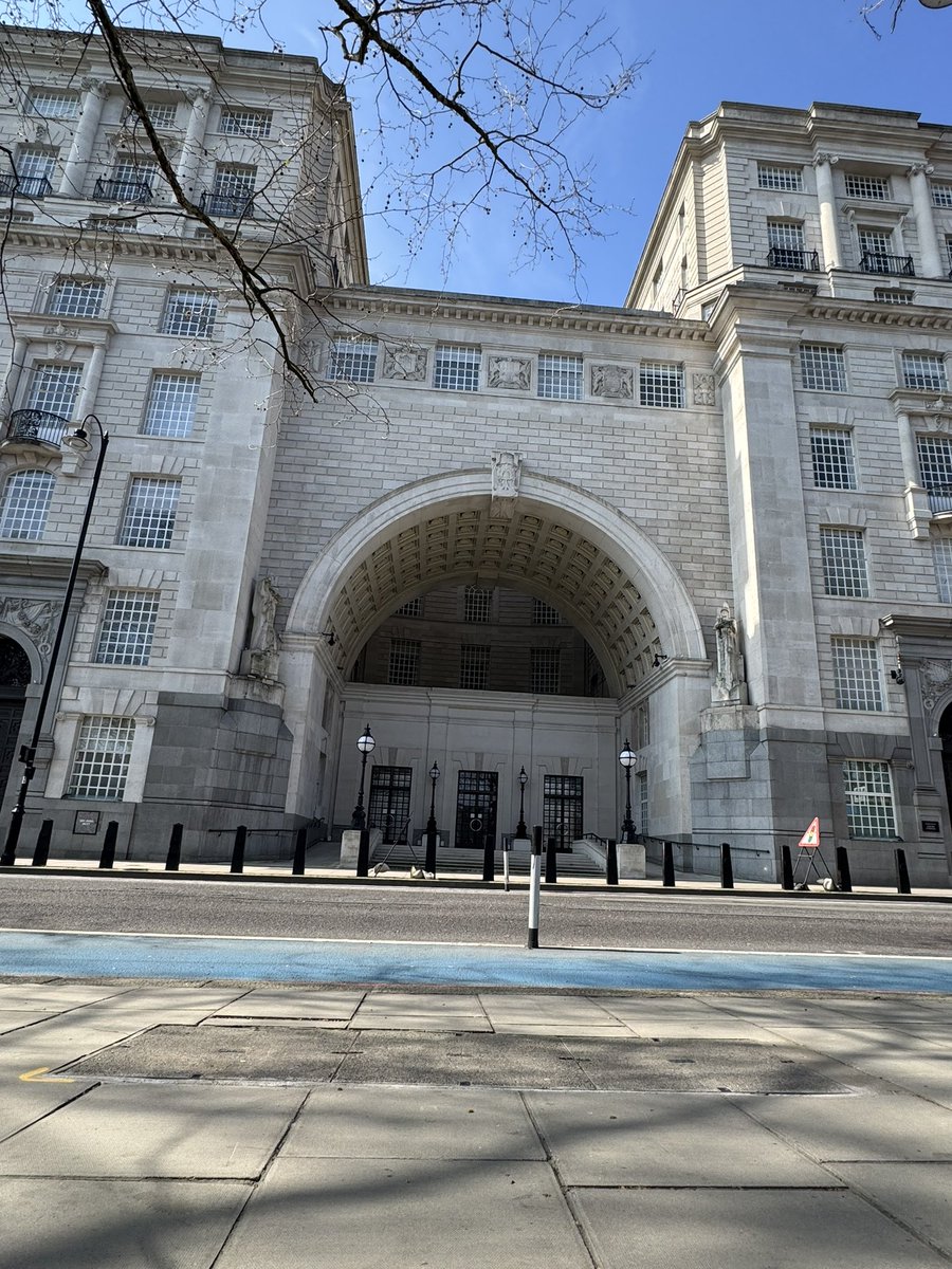 TORI MIKI/とり・みき tweet media