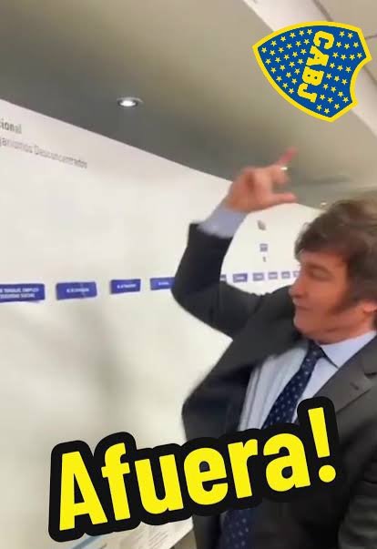 Sushi_Punk90's tweet photo. @marcelismo26 Boca tiene miedo! Dato: Zampedri es hincha de River 😏 https://t.co/19C6k0LqFq