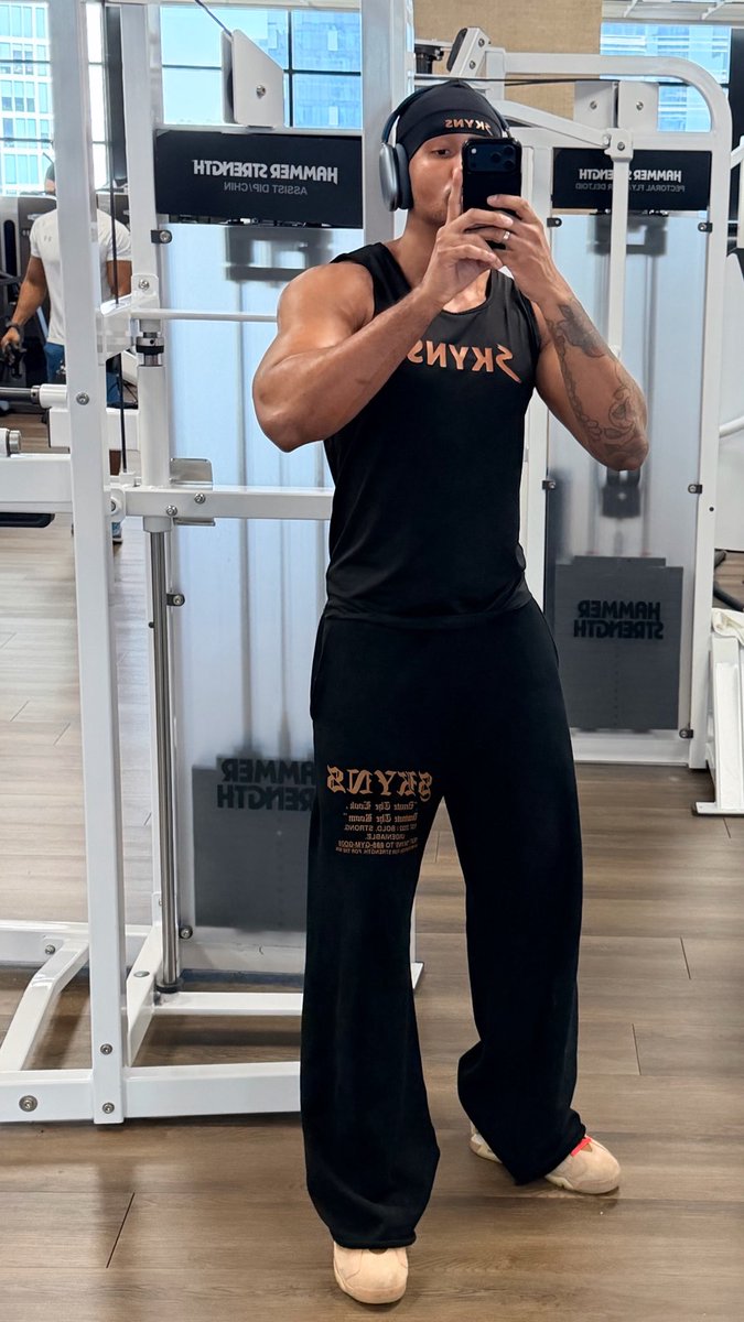 ig : therealryanw_ tweet media