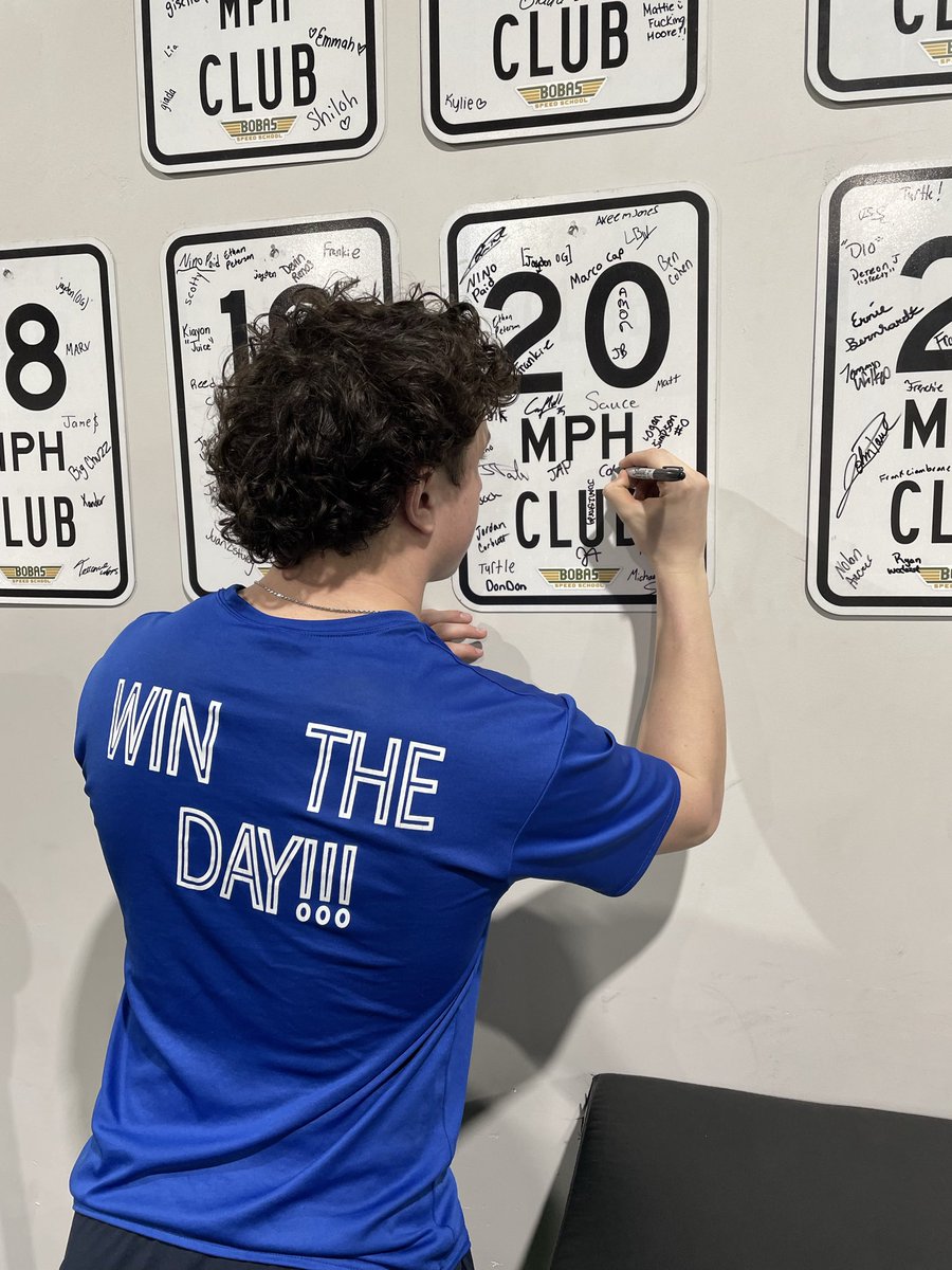 ColeLandicini's tweet photo. CO/28 | QB &amp; SS | HHS | 

6 MONTH OF TRAINING
 @JAndronico_ 📈📈

🏃‍♂️ 10 YARD FLY : 
1.20 s → 1.02 s ✅
17.0 MPH → 20.1 MPH 

🏃‍♂️ 40 YARD DASH :
5.46 s → 4.92 s ✅

⬆️ VERTICAL JUMP :
21 in → 27 in ✅

💥 BROAD JUMP : 
81 in → 98.5 in ✅

🔥 10 YARD START :
1.80 s → 1.59 s✅ https://t.co/1XEF8iTpLM