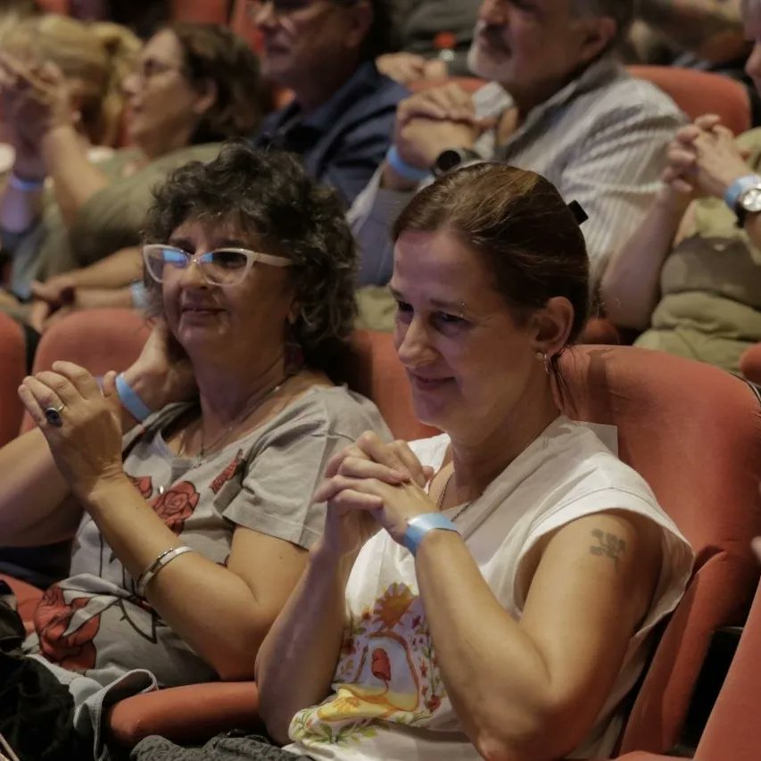 A 50 AÑOS DEL GOLPE DE ESTADO RESISTIMOS A LA DICTADURA DE AYER Y AL FASCISMO DE HOY

Suteba dijo presente en la apertura de la Jornada Internacional por los 50 años del Golpe de Estado cívico-militar.

Las CTAs y la CGT inauguraron hoy el encuentro con la presencia de una enorme