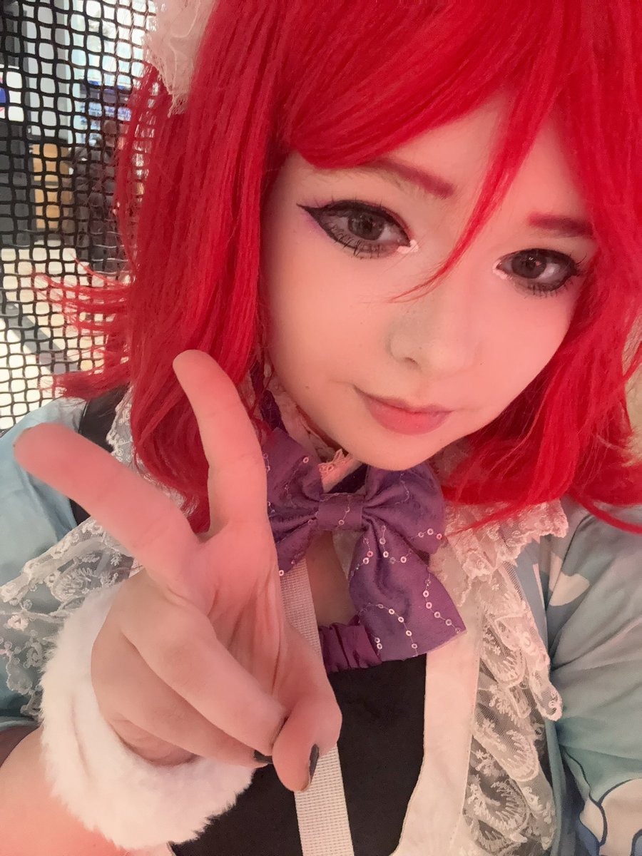 no minki today but i’m wearing my mint happi anyways !!