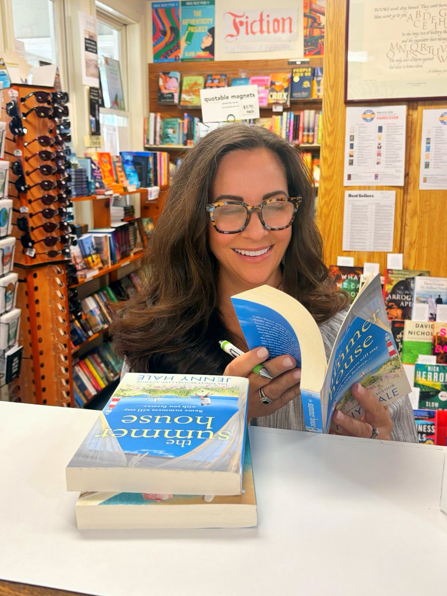 Jenny Hale tweet media