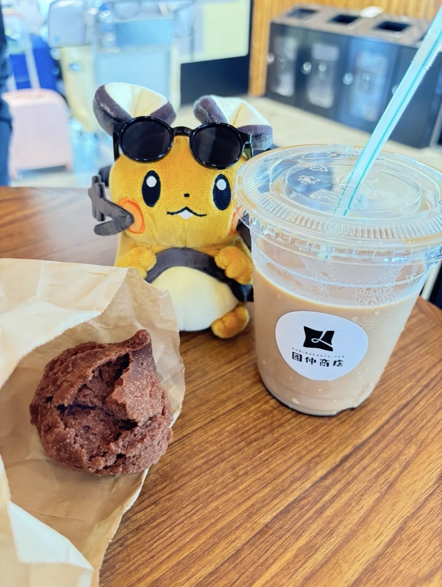 yuriking09's tweet photo. 雲を抜けた先に広がる宮古島ブルーの海🩵

ポケモンGOのポケふたを目当てに、相棒のデデンネと共に素敵な場所へ旅をしました✈️⟡.·

旅先で出会う一瞬の輝きを、ポケモンたちと過ごせる幸せ…これからも大切にしたい！
#GOMemories
#Sweepstakes
#抽選
@PokemonGoApp https://t.co/OAO6pKVZs9