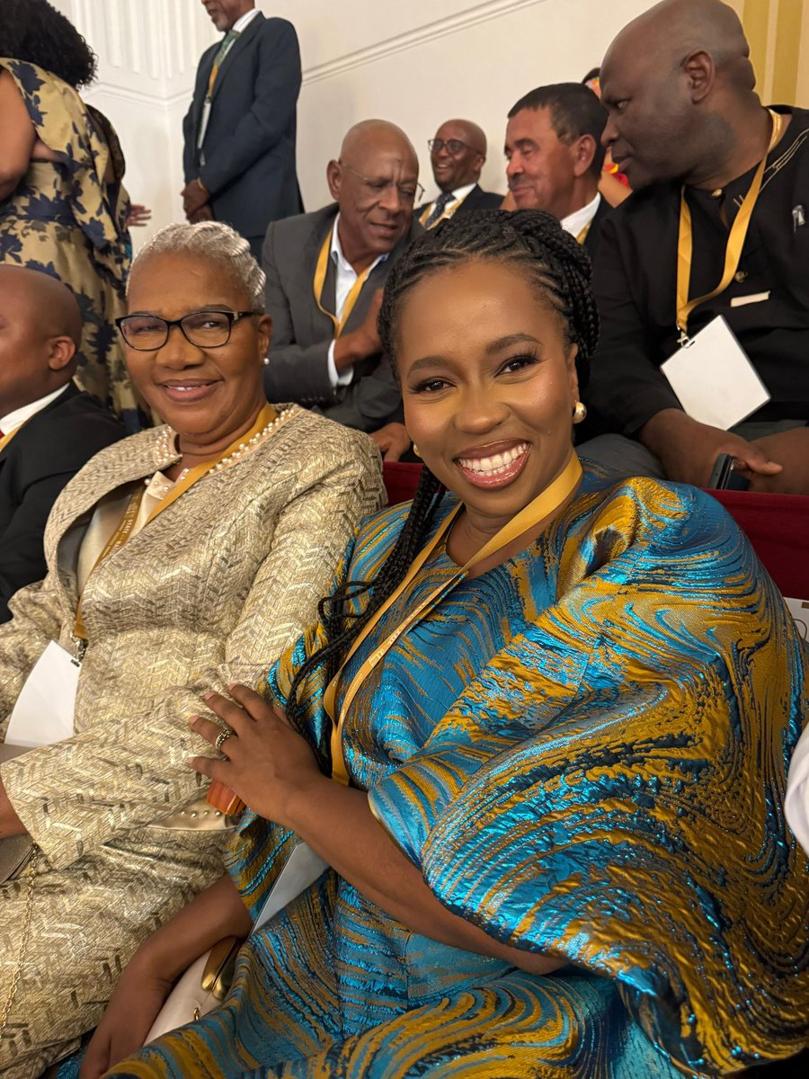 Nobuntu Hlazo-Webster MP tweet media