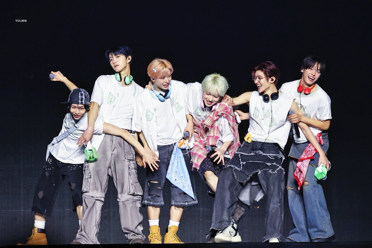 𝒀𝑶𝑼𝑹𝑺 tweet media