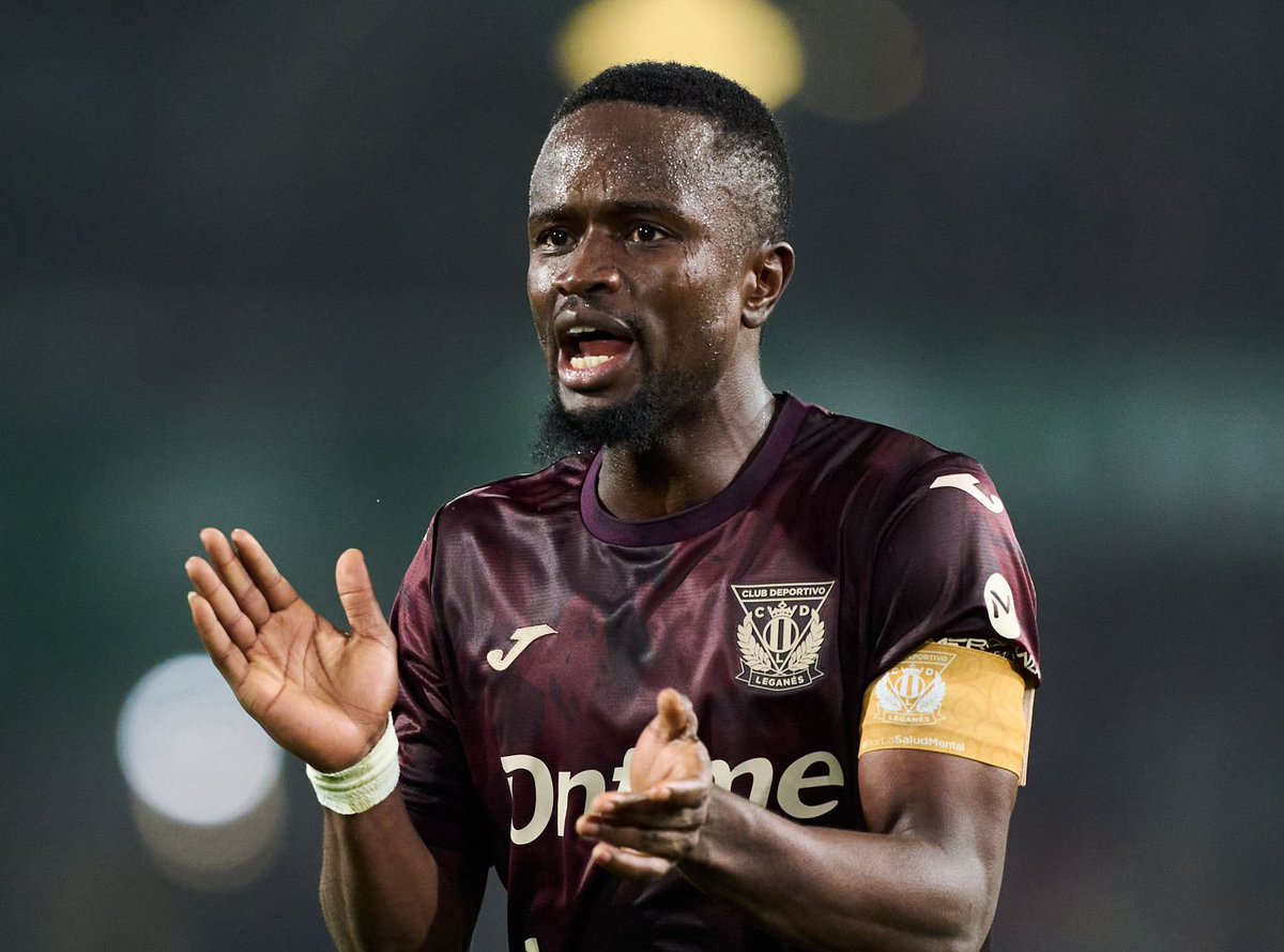 LegaFᴀɴᴛᴀsʏ tweet media