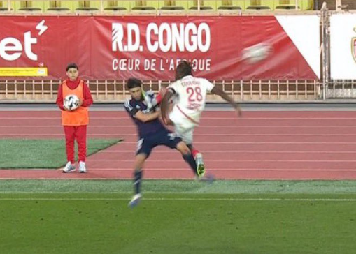 FraiseDePorc tweet media